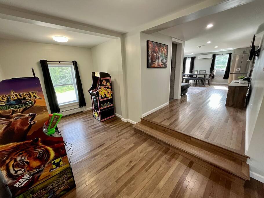 2 Bed Berkshire Getaway @ Stephentown Hotel Exterior photo